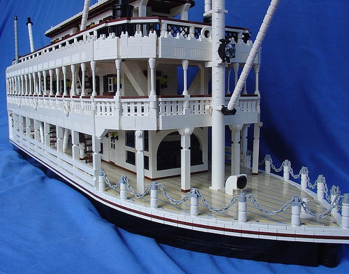 /gallery/Brickjournal/4568259215_8812bd0ee9.jpg