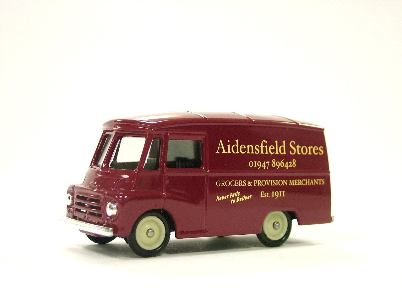 /gallery/AidensfieldStoresLP06525.JPG