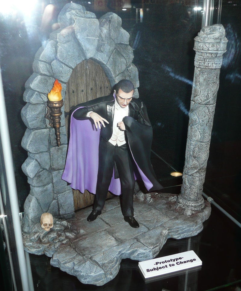 https://www.planetdiecast.com/gallery/Other-iHobby-Moebius/Moebius_Vampire.jpg