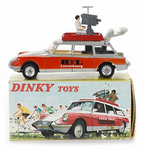 /gallery/Figures-and-Toy-Soldiers-bonhams2009/Dinky_Toys_Luxembourg_Citroen.jpg