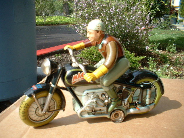 /gallery/allothertoys-earlygermantin/Arnold_Mac_Motorcycle_2.JPG