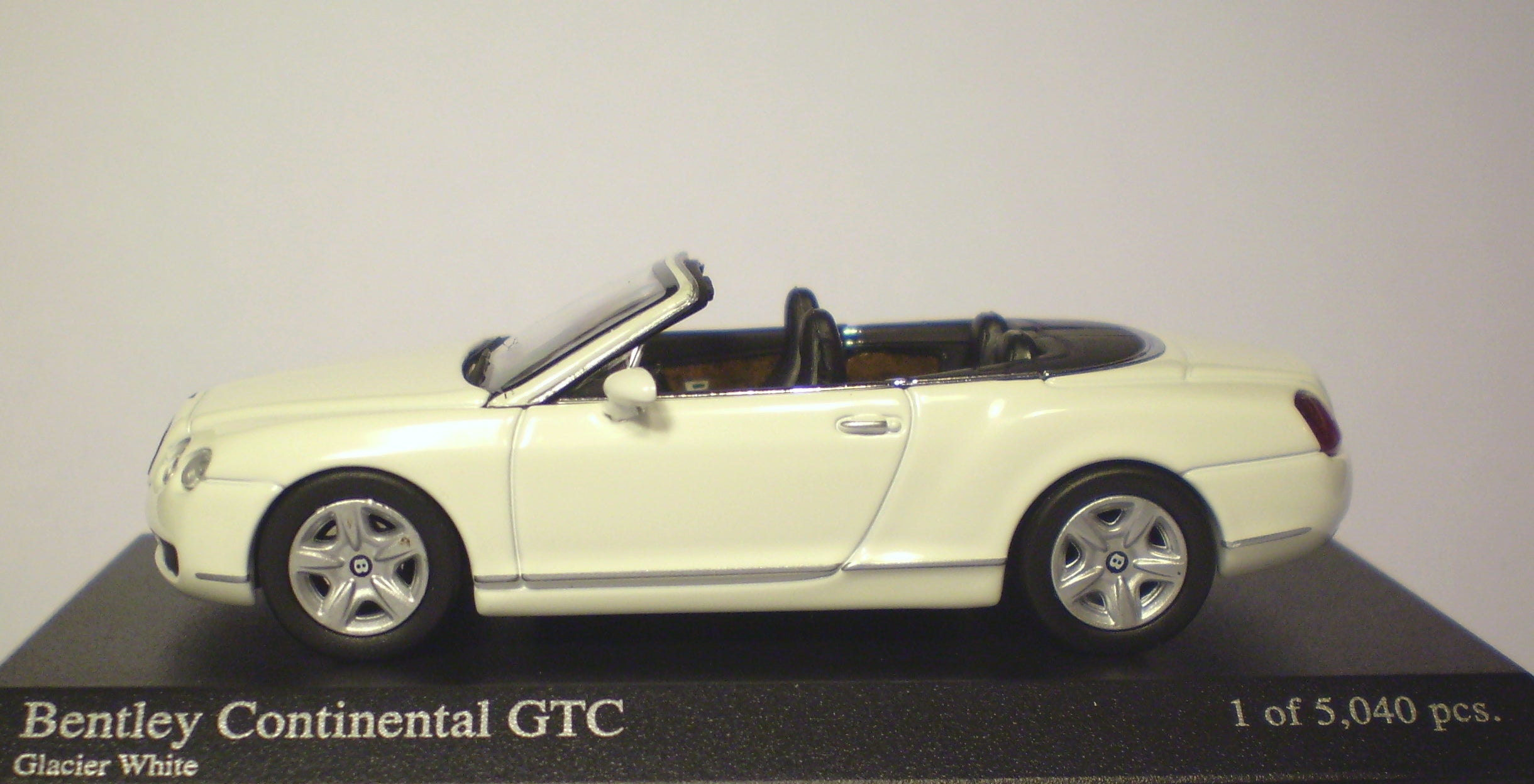 Bentley Automobiles In Small Scale