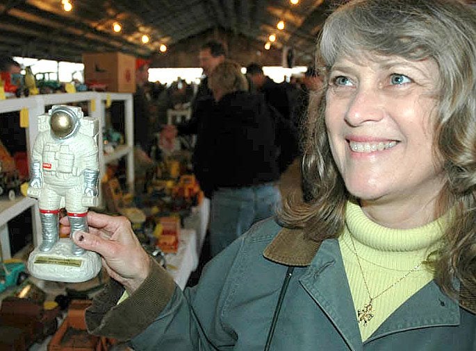 /gallery/scale-model-news/Kane_County_Toy_Fare_Apollonaut.jpg Kane County Toy Fair 2