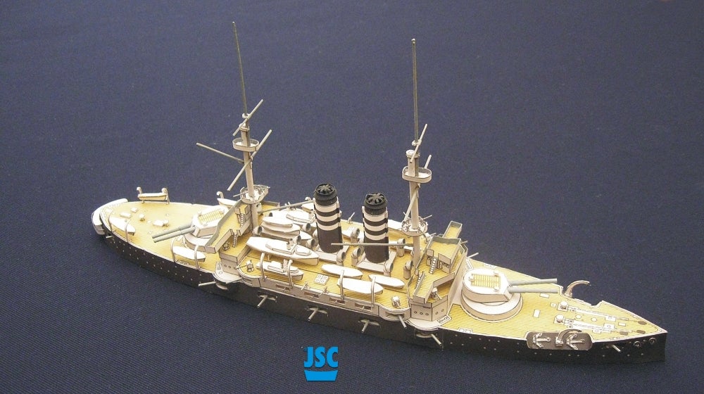 /gallery/JSC-Models/017_Mikasa_2.jpg